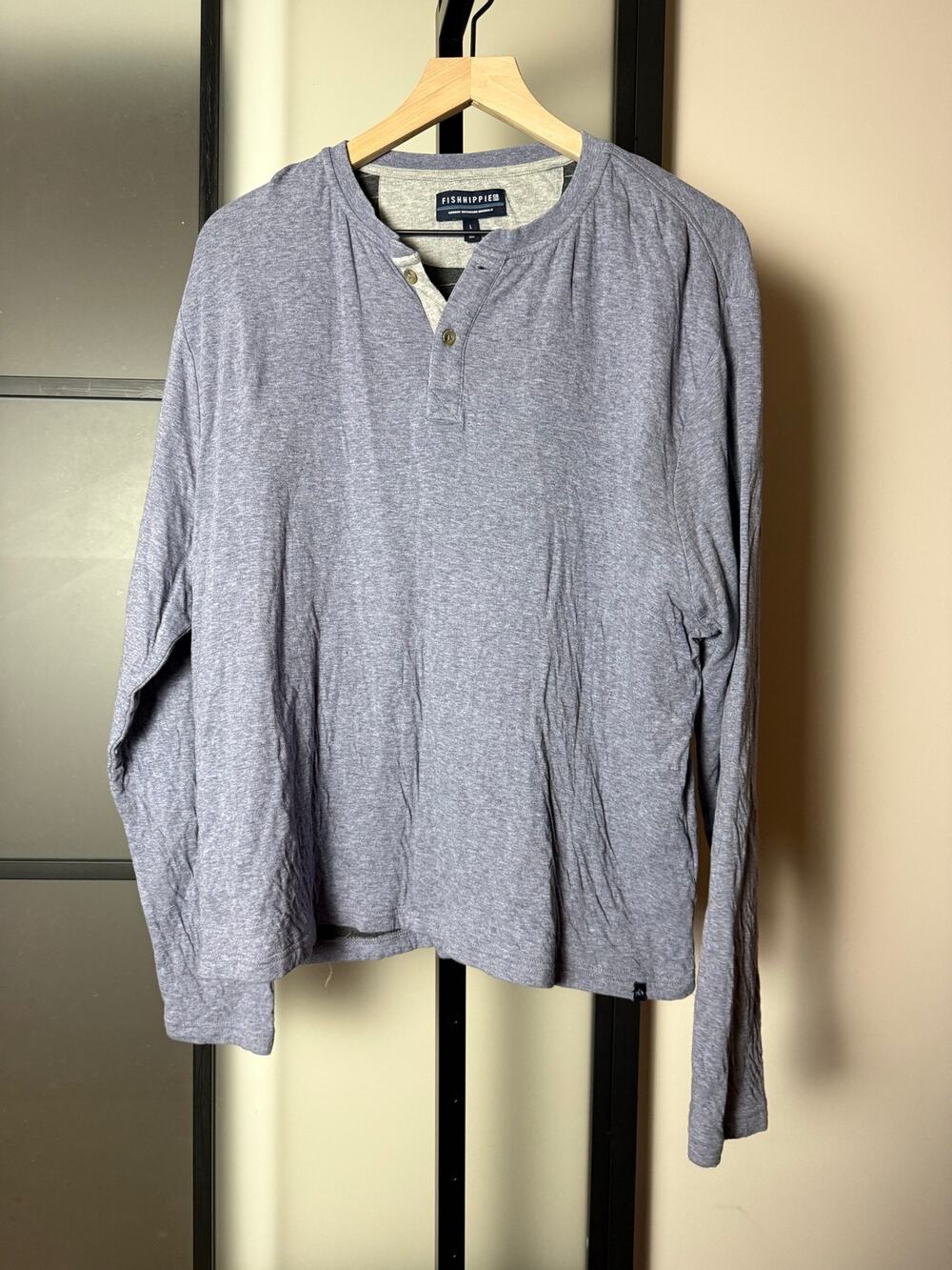 Fish Hippie Henley Shirt Size Large